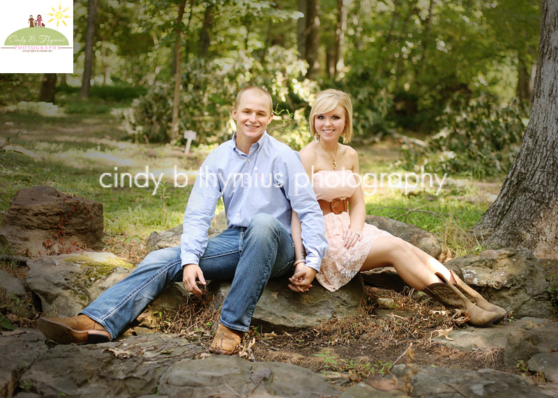 engagement photo at memphis botanic gardens