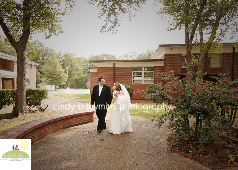 bride groom walking memphis tn