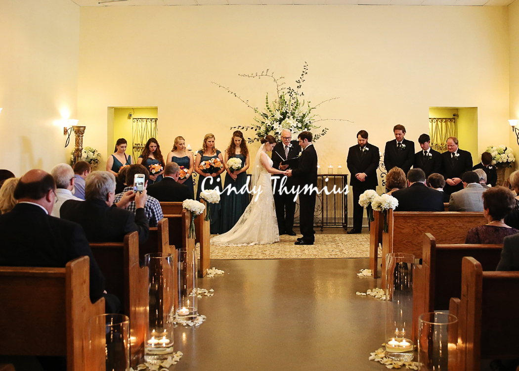 wedding ceremony at chimes and occassions memphis tn